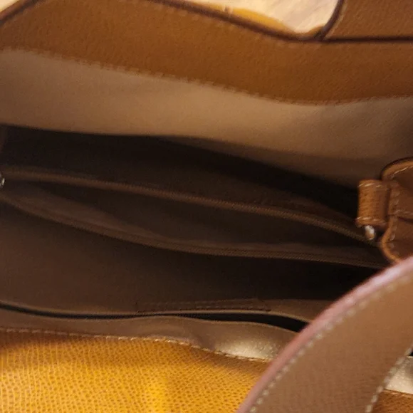 Purse - Picture 5 of 6